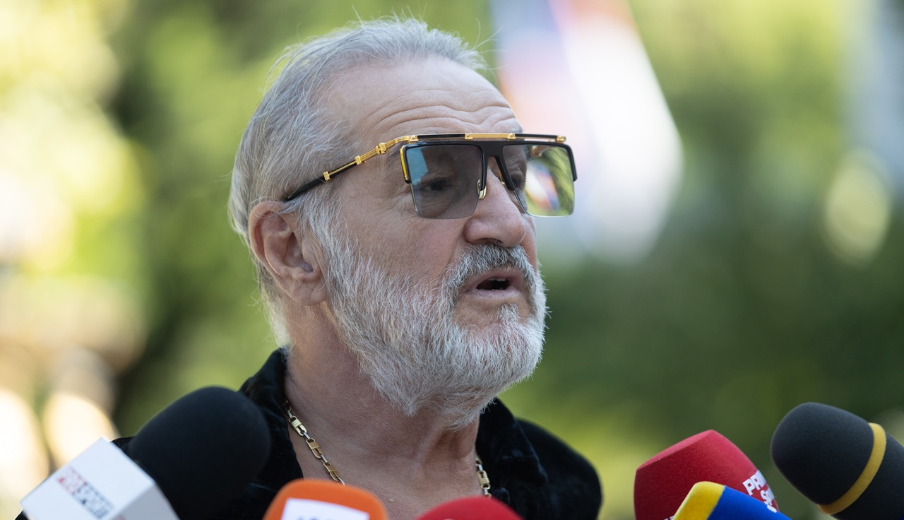 Gigi Becali a luat decizia dacă Mirel Rădoi rămâne la FCSB: „6.000.000 de euro. Îi dau totul”