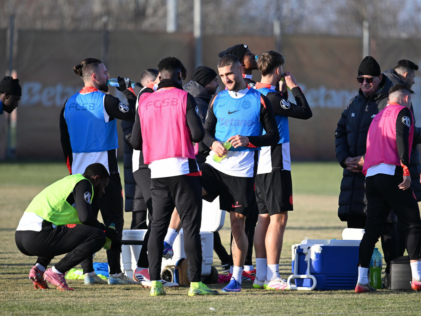 EXCLUSIV Jucătorii FCSB au vomitat în timpul antrenamentului! Thomas Neubert a spus tot despre pregătirea spartană la care îi supunea pe fotbaliștii lui Gigi Becali