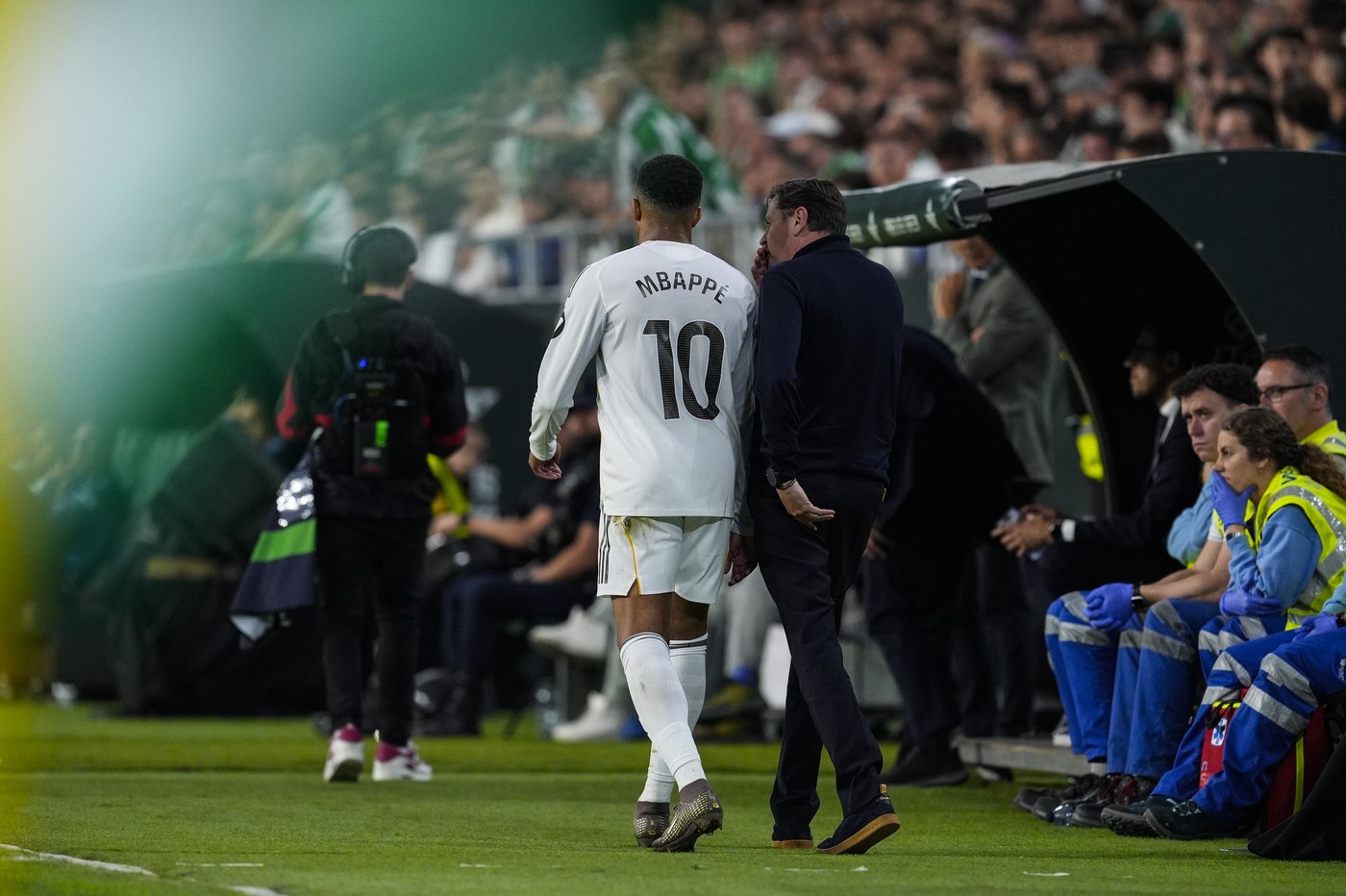Kylian Mbappe nu a mai rezistat și a cerut să fie schimbat. Alarmă la Madrid: „Nu știm despre ce e vorba”