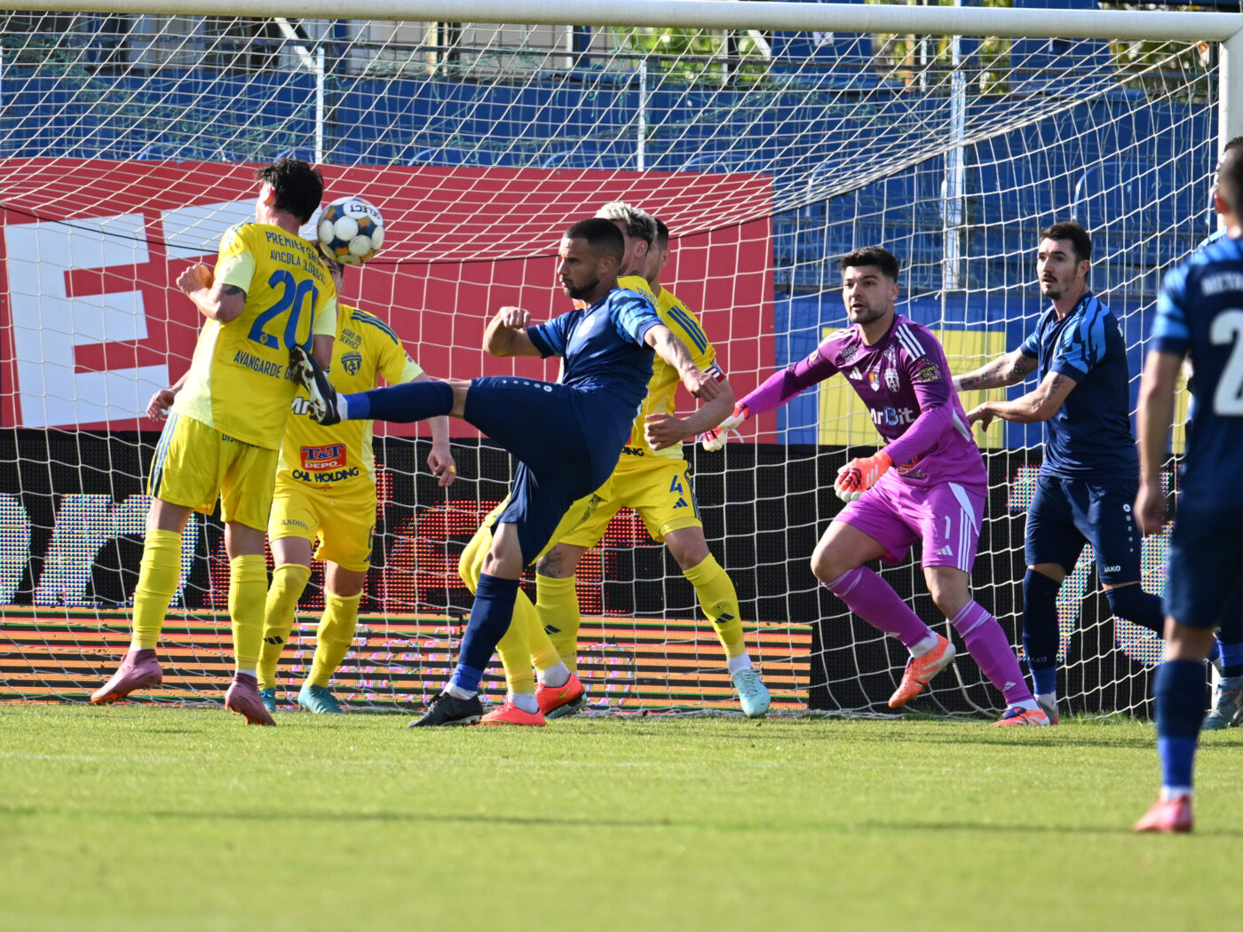 Metaloglobus – Unirea Slobozia 1-1, în etapa 6 din play-out-ul Superligii. Gazdele smulg un punct, dar rămân cu un picior în groapă