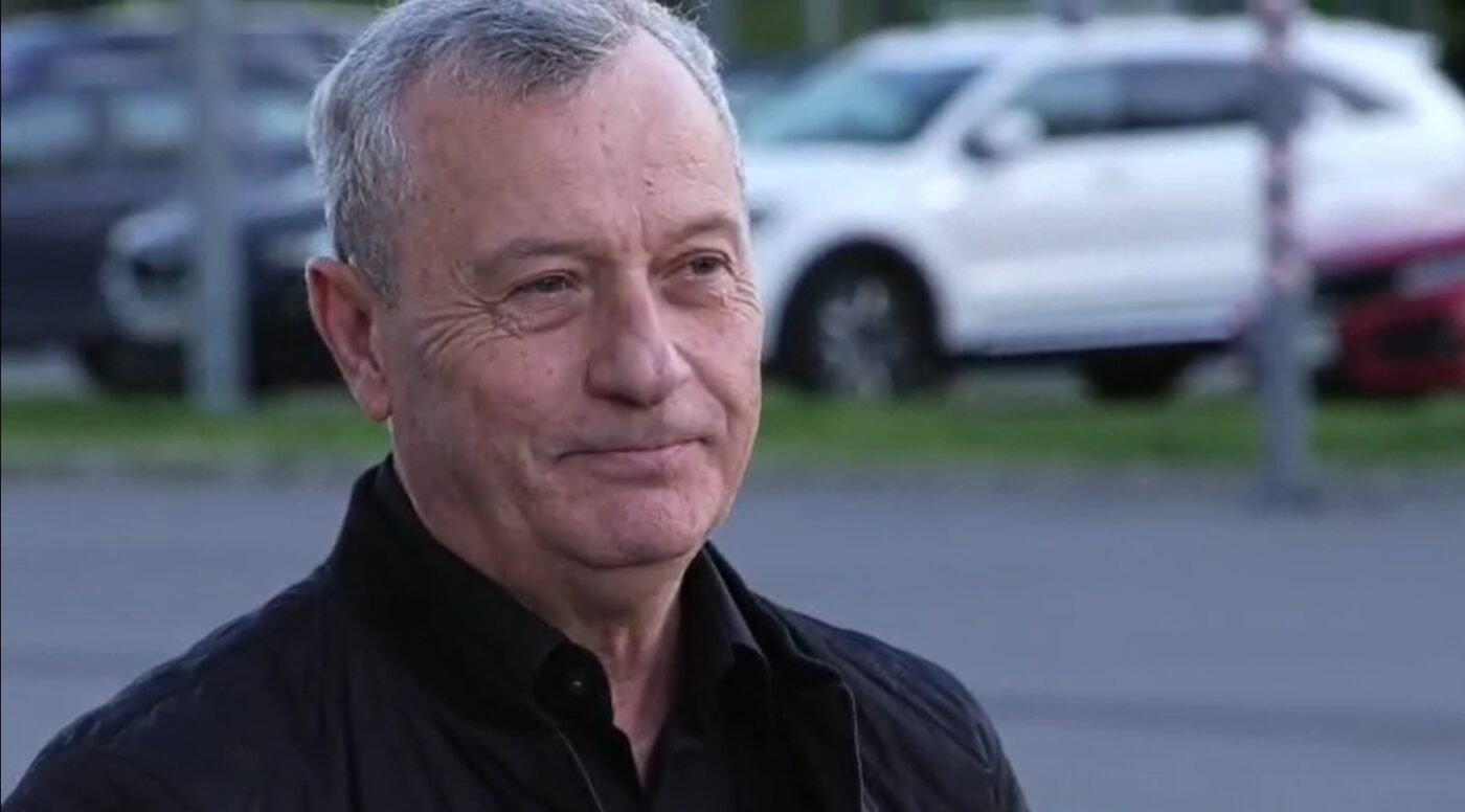 S-A STINS IL LUCE „Copiii” lui au vrut să-l oprească pe Mircea Lucescu, dar nu i-a ascultat: „Ne împingeam unul pe altul să-i spunem”