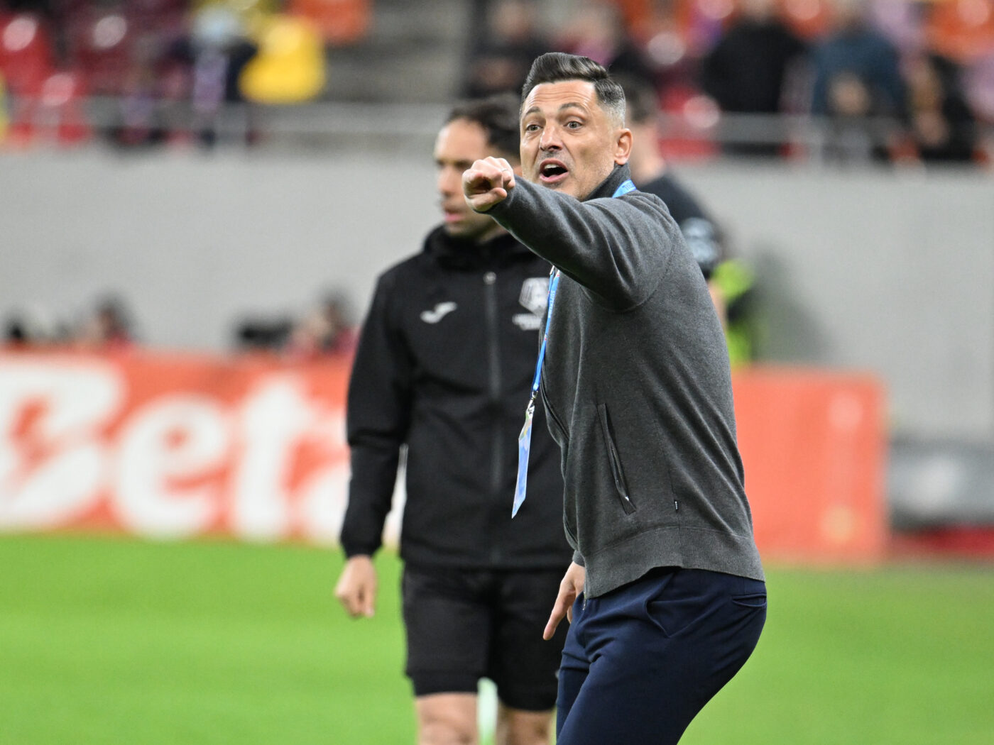 Reacția lui Mirel Rădoi după ce Gigi Becali l-a desființat pe Chiricheș și a anunțat că se va băga peste antrenorul FCSB!
