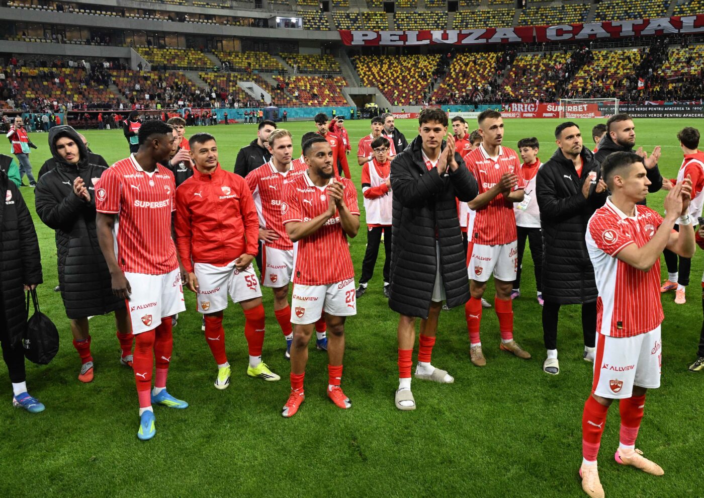 Dinamo a dat lovitura cu transferul fotbalistului român. Reacția lui Săpunaru: „Îmi place de mor!”