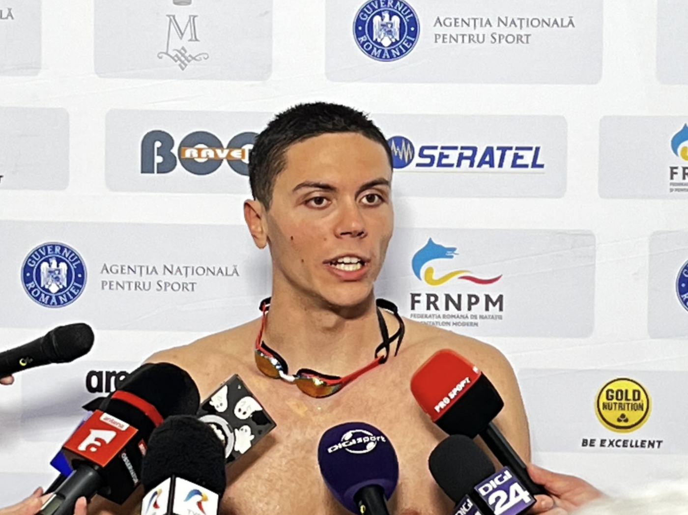 Ziua și medalia pentru David Popovici! Ce timp a scos la proba de 200 m liber, la Campionatele Naționale