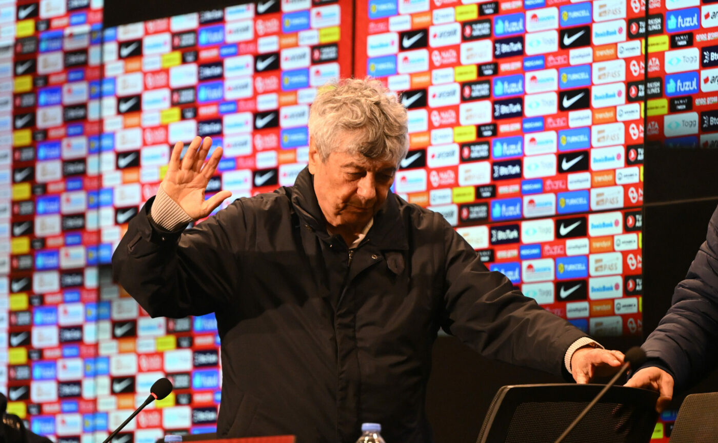 România se roagă! Simona Halep, reacție despre Mircea Lucescu: „Suntem alături de el”