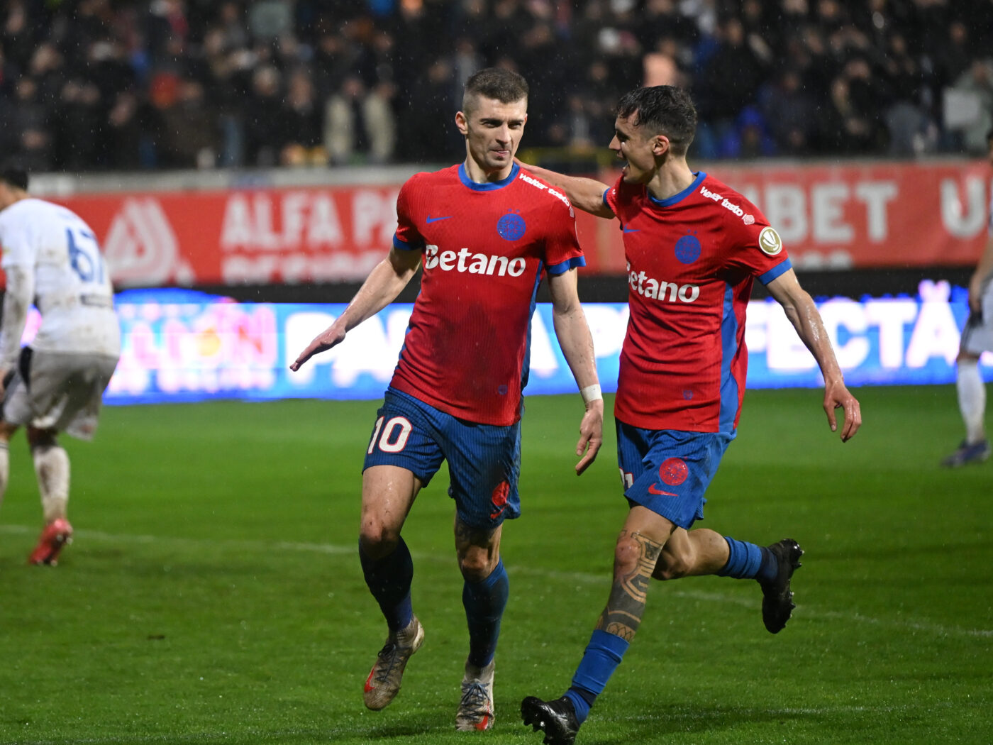 „Fără curaj!”. Tănase face praf jocul FCSB după un nou pas greșit