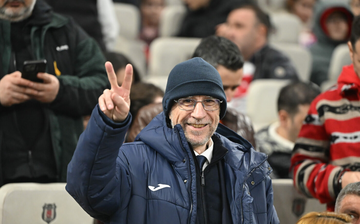 S-A STINS IL LUCE Valeriu Argăseală a scris o poezie în memoria lui Mircea Lucescu: „Sigur nu-ți dădeam acum acceptul, Când Hristos înviază tu să mori”