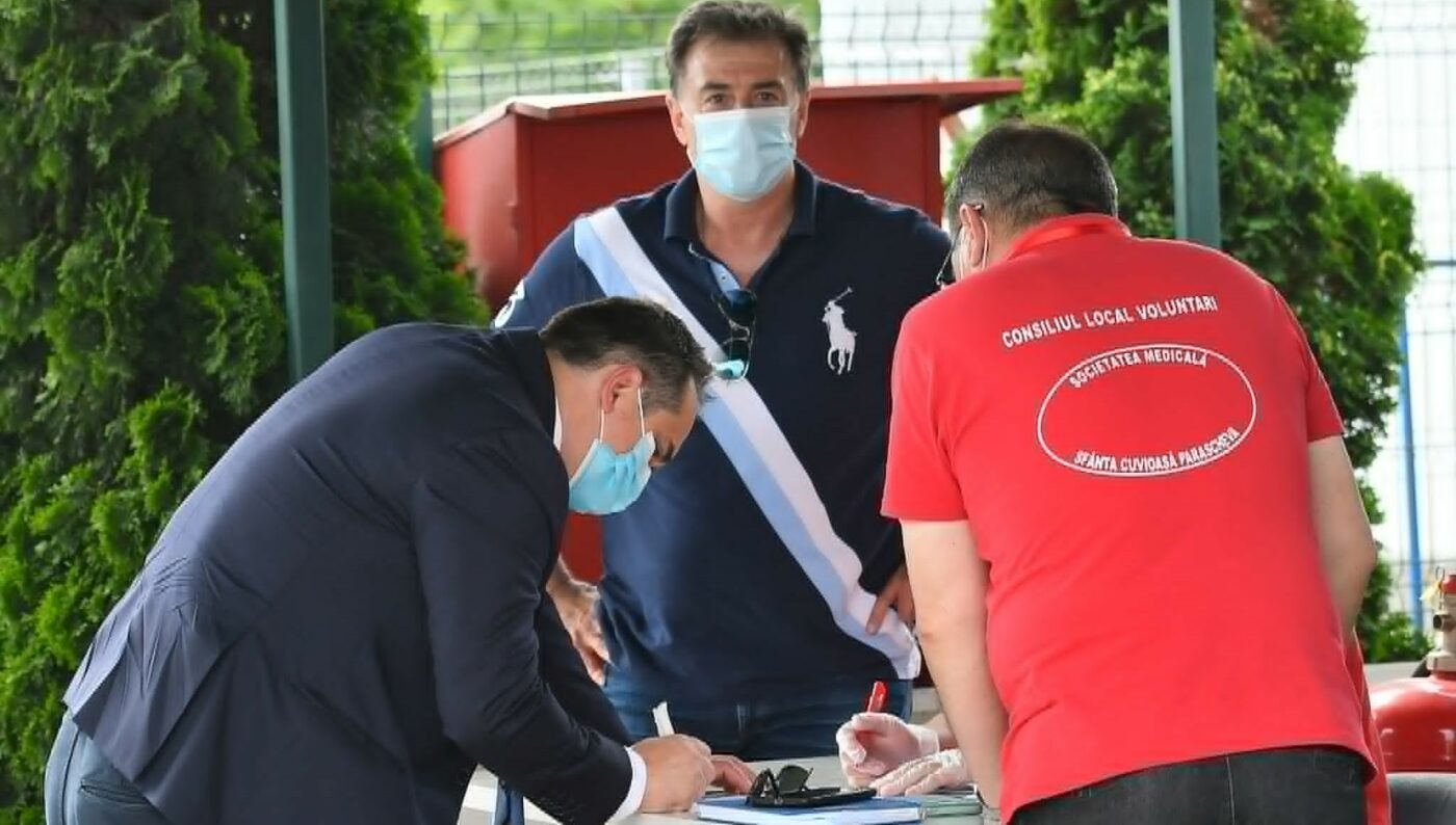 A răbufnit împotriva grecului care e șef peste români: „Zici că el a inventat Pământul. Să-l punem președintele țării!”