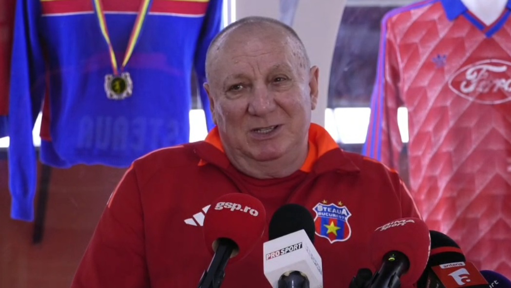 „Lucescu a intrat peste noi la dușuri!”. Adrian Bumbescu, dezvăluire amuzantă de la sărbătoarea Stelei din ’86