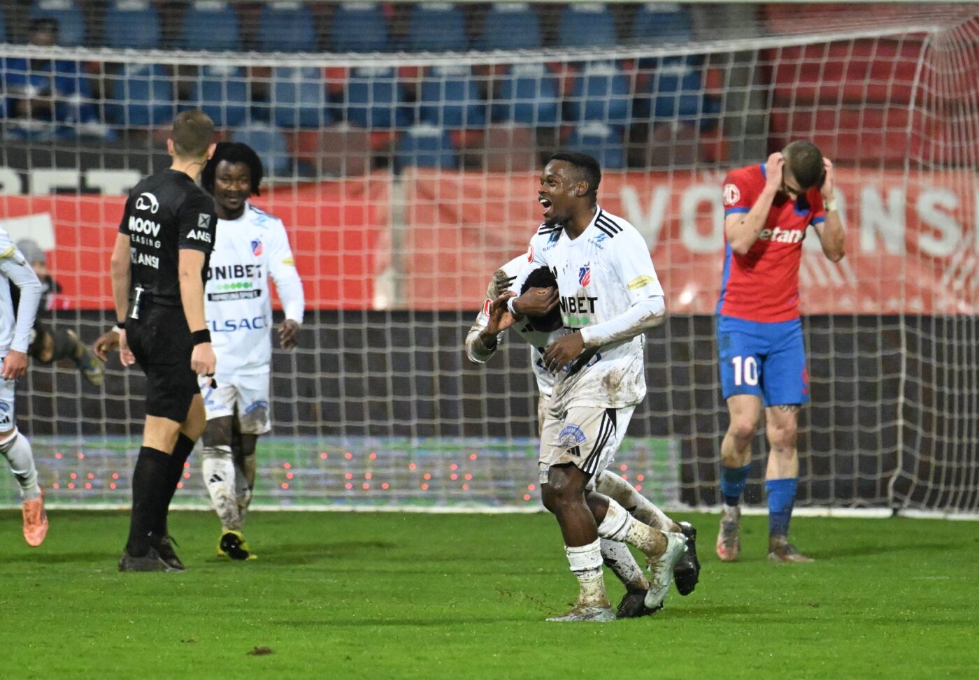 A cerut jumătate de milion de euro și acum îl pierde gratis! Fotbalistul dorit de Gigi Becali a plecat de la echipa din Superliga