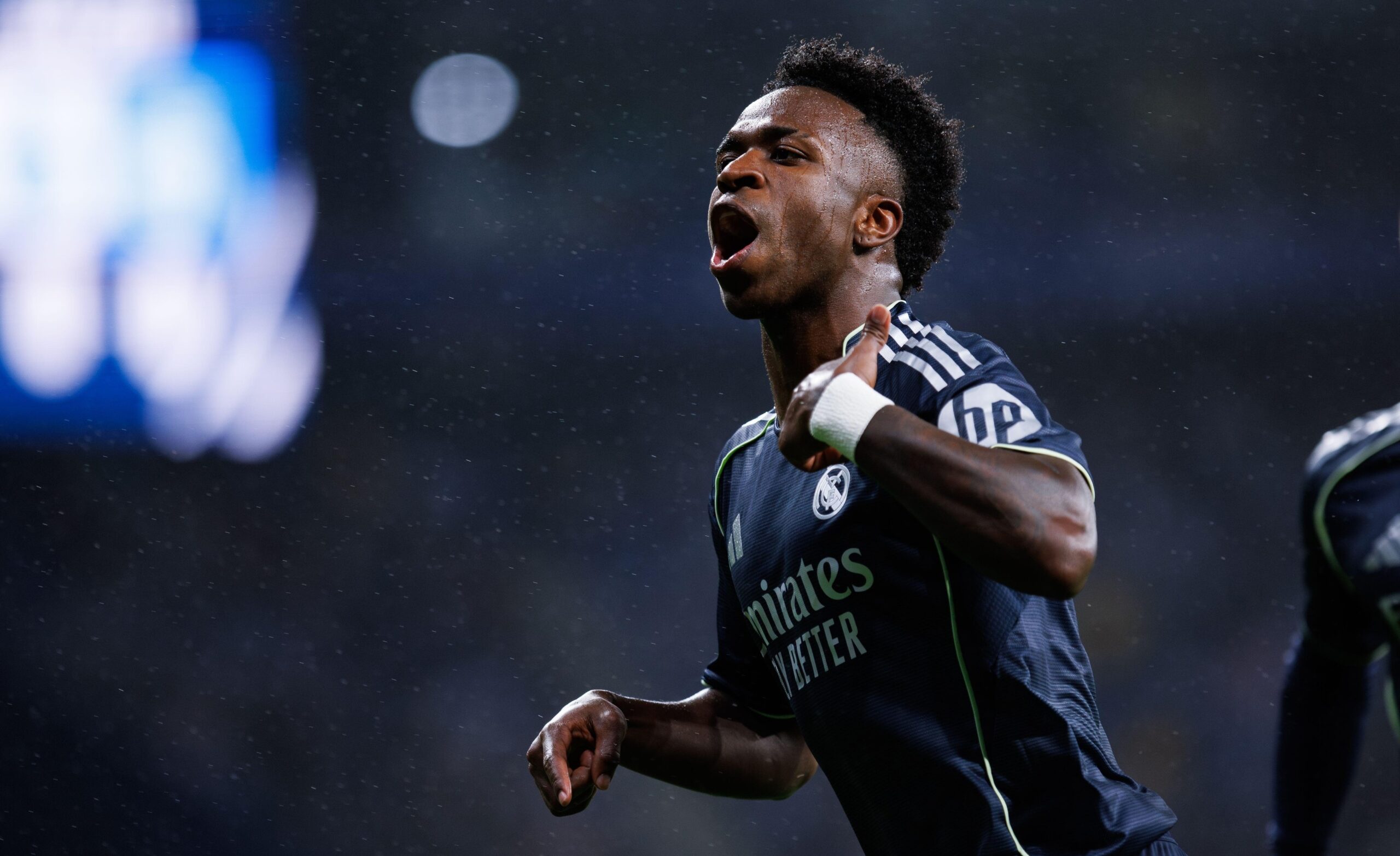 „Barcelona, acord de principiu cu Vinicius”. Anunț neașteptat înainte de „El Clasico”