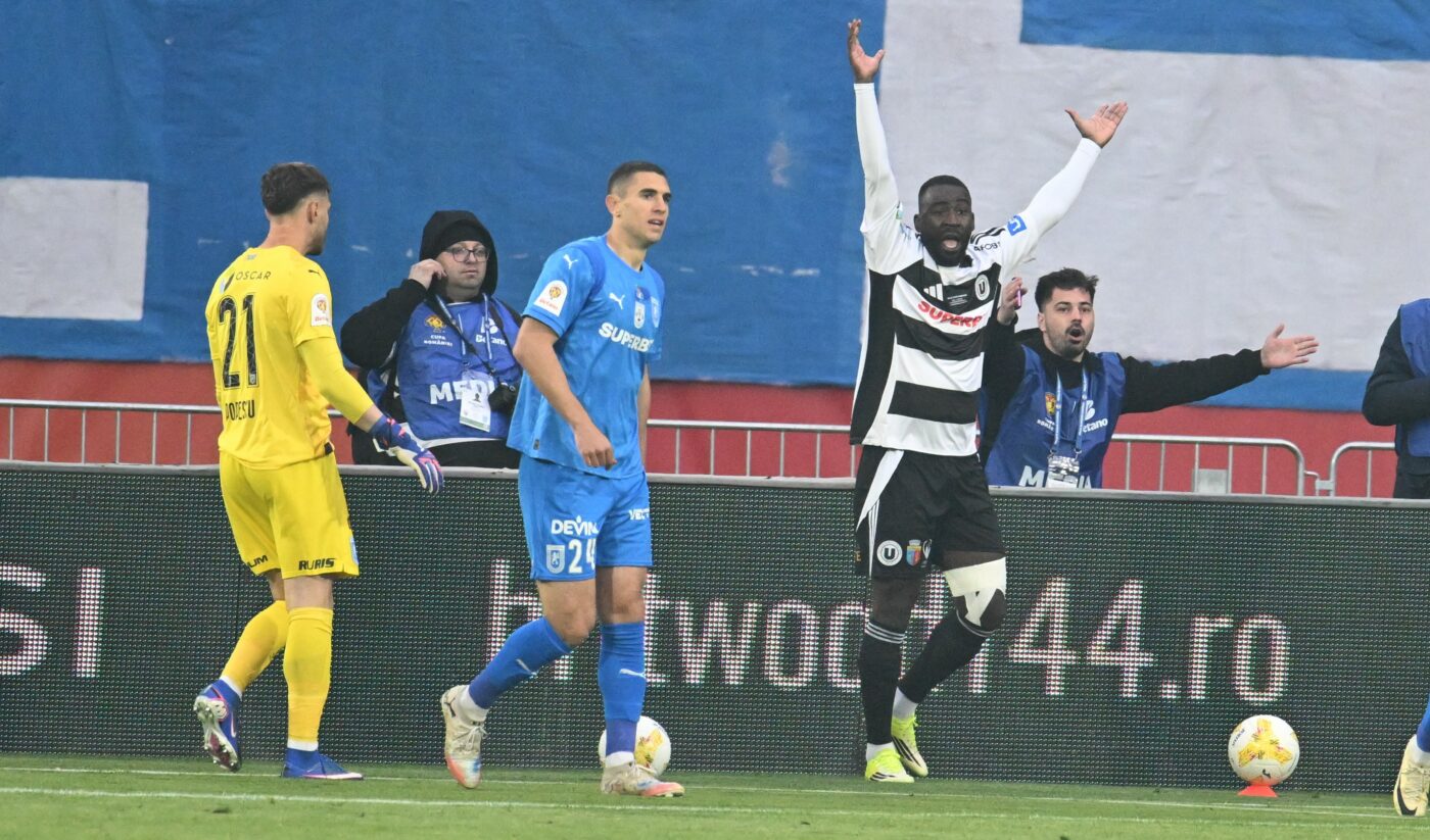 Ce au văzut arbitrii VAR la cea mai controversată fază a finalei Cupei României între U Cluj și Universitatea Craiova