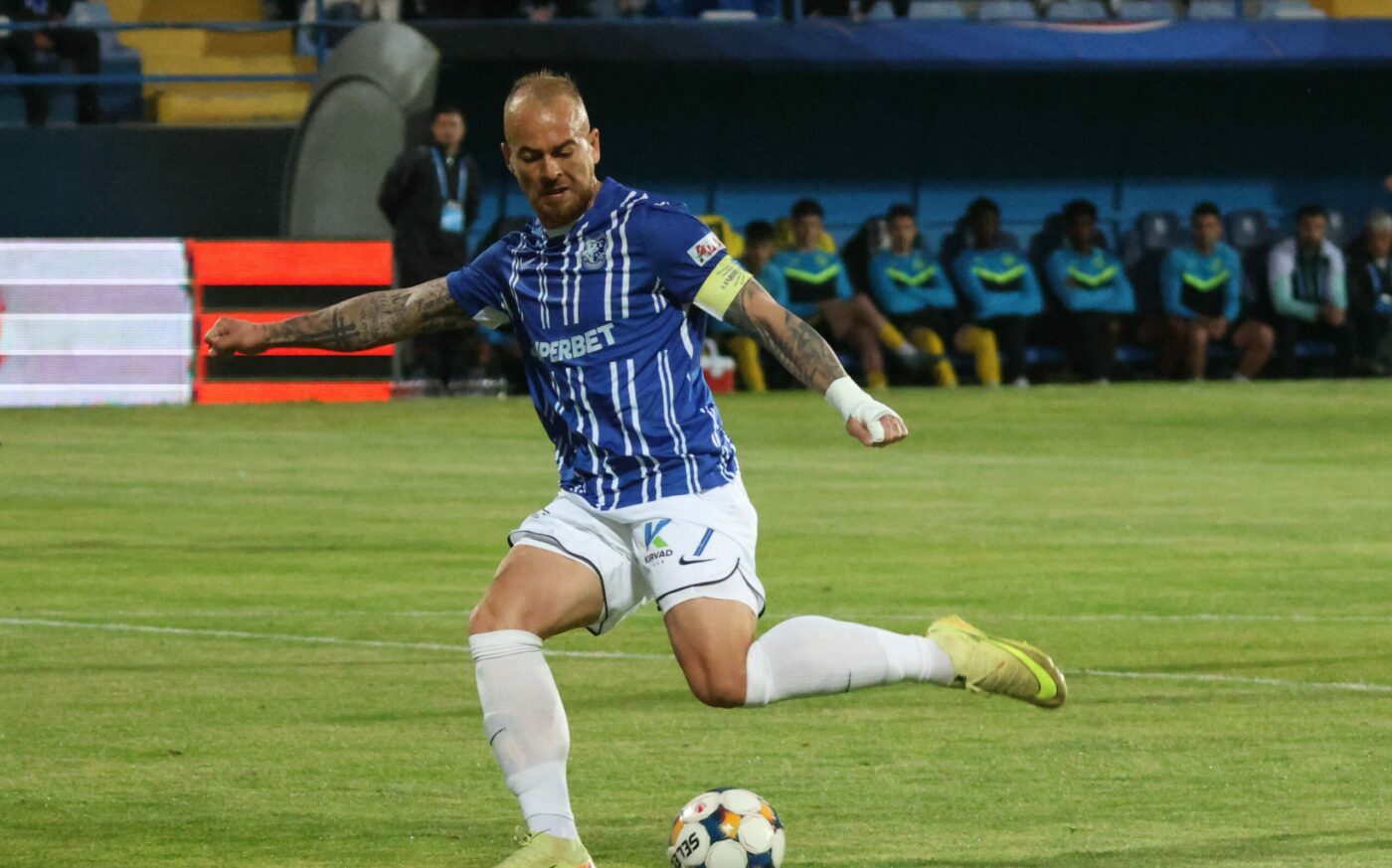 Chindia – Farul Live Text Online în prima manșă a barajului de promovare/menținere în Superliga, ora 17:30. Echipele probabile. Presiune pe Alibec și compania de la malul mării