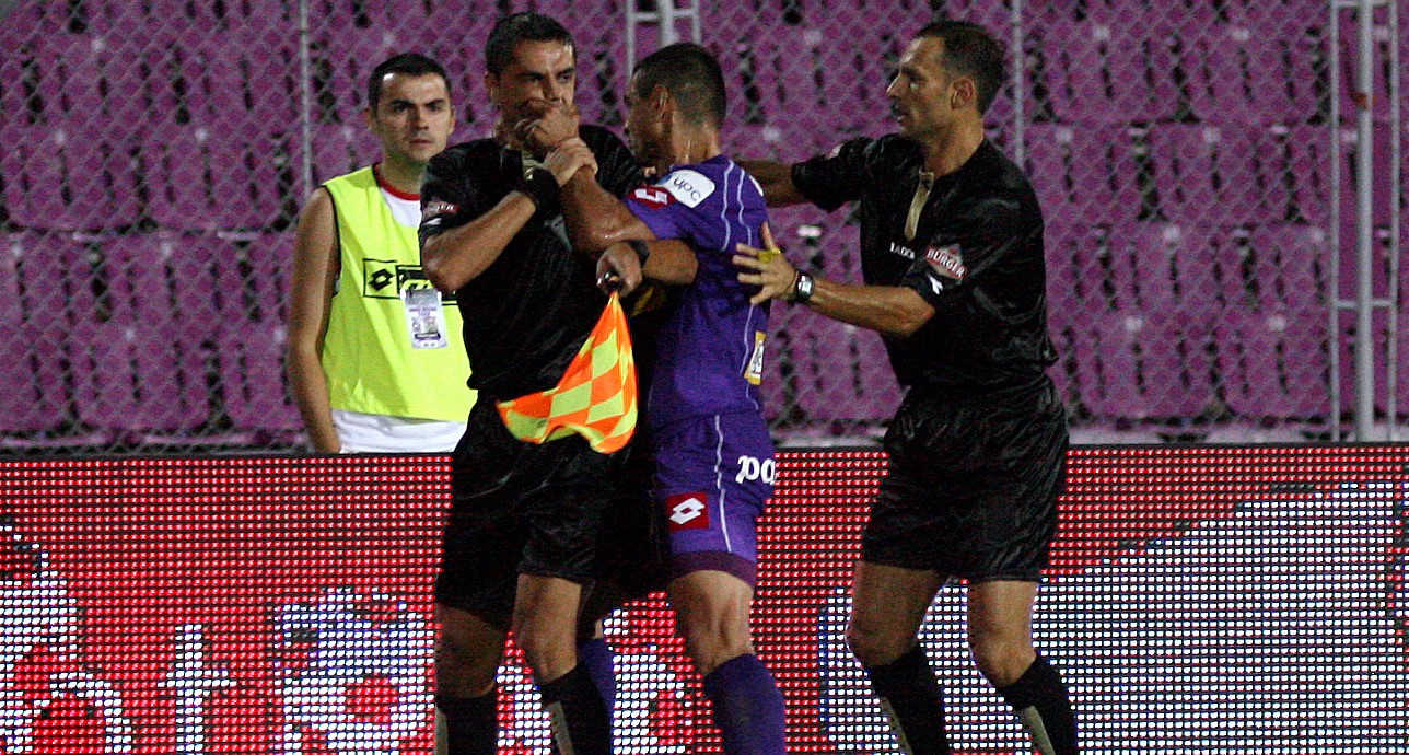 Cum se purta Ionel Ganea în perioada în care l-a strâns de gât pe arbitrul Mudura: „Și la antrenament ne teroriza pe noi, copiii! Te mai înjura”