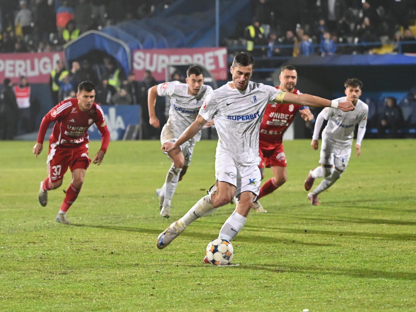 Farul Constanța – FC Botoșani Live Text Online de la ora 17:30, în etapa 7 din play-out-ul Superligii. Meci cu mize uriașe pentru ambele adversare