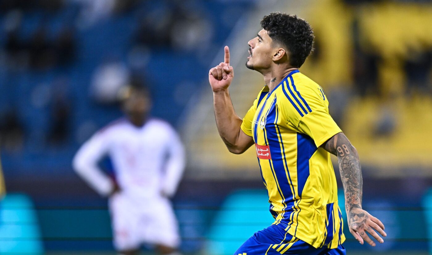 Florinel Coman, primul trofeu după plecarea de la FCSB! Ce performanță a obținut alături de Al-Gharafa