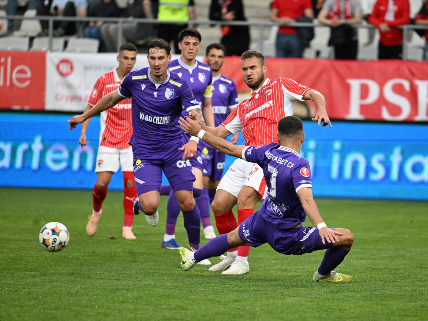 George Pușcaș a spart gheața în tricoul lui Dinamo! De când nu mai marcase atacantul