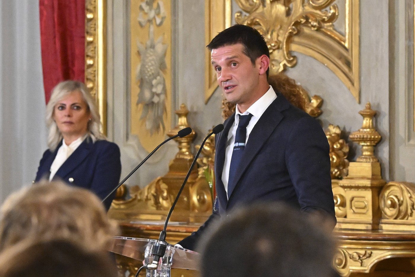 italienii-vila-lux-cristi-chivu-romania.jpg