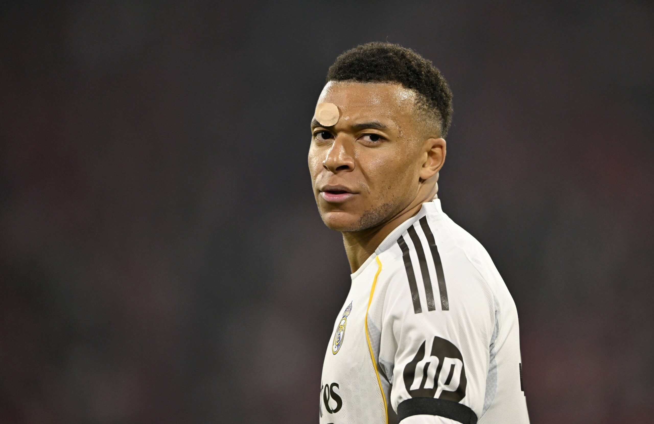 Mbappe, război total cu fanii lui Real Madrid! Ce a putut să posteze la 2-0 pentru Barcelona
