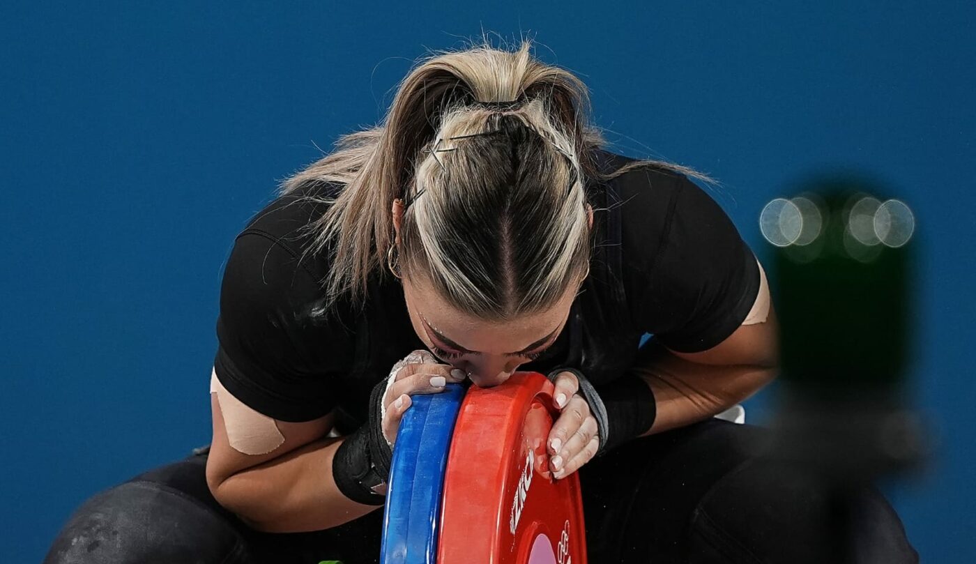 Dieta campioanei Mihaela Cambei. Ce mănâncă sportiva care a uimit o lume întreagă: „Uneori și legume”