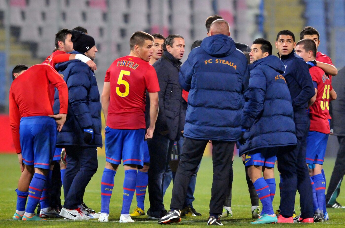 „L-am înjurat și l-am făcut în toate felurile”. Mihai Pintilii și-a ieșit din minți cu atacantul de la FCSB