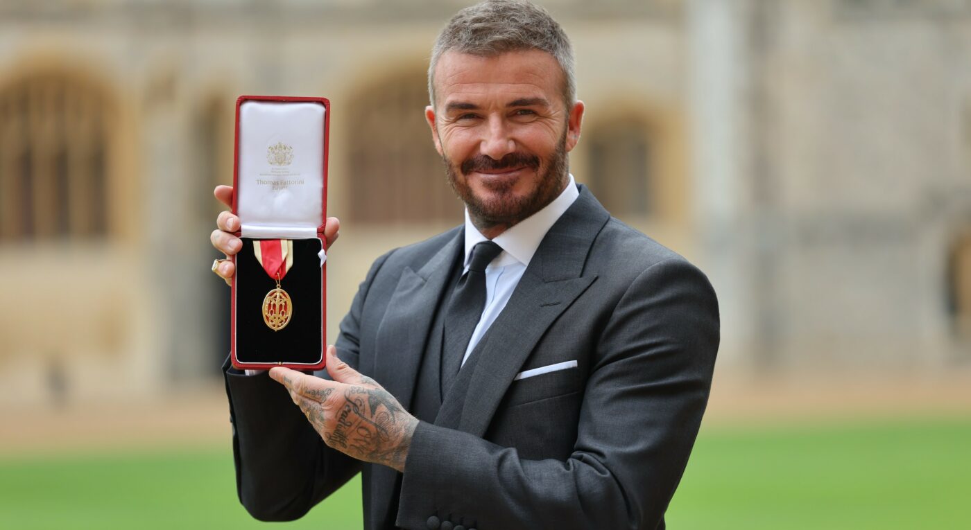 EXTRA Sir David Beckham a devenit primul sportiv miliardar din Marea Britanie