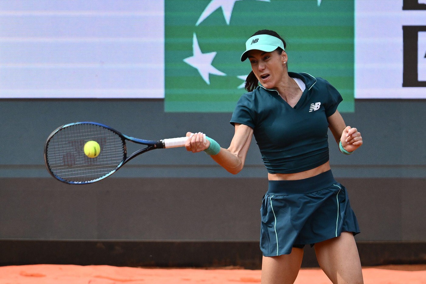 MI-RA-COL! Sorana Cîrstea a învins-o pe Aryna Sabalenka, liderul WTA, într-un meci istoric la Roma!
