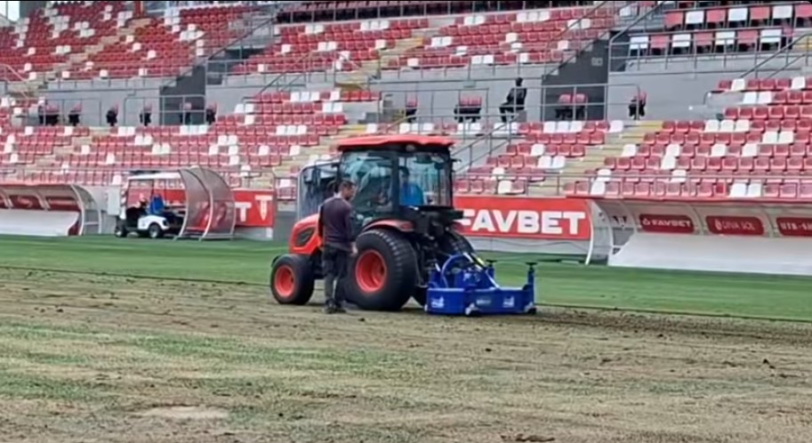 Gazonul unui club din Superliga este schimbat cu o etapă înainte de final: „Ne-am făcut temele”