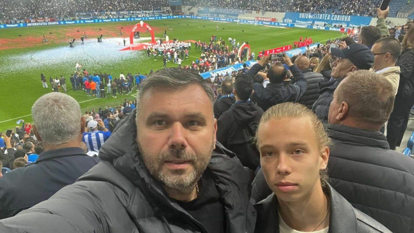 EXCLUSIV Trădare la Craiova! Fotbalistul echipei lui Adrian Mititelu, surprins la meciul în care rivala a luat titlul!