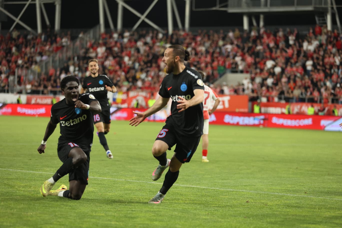 Ofri Arad, ce destin: israelianul atât de contestat a marcat primul gol pentru FCSB în meciul capital cu Dinamo!