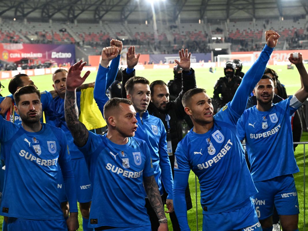A plecat de la Universitatea Craiova! Fotbalistul și-a anunțat despărțirea de campioana României târziu în noapte, iar clubul a confirmat oficial totul