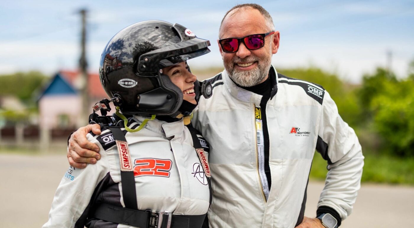 SPECIAL Tată și fiică, împreună în raliu! Adrian și Alexandra Teslovan au discuții despre motorsport și când iau masa: „E religie pentru noi”