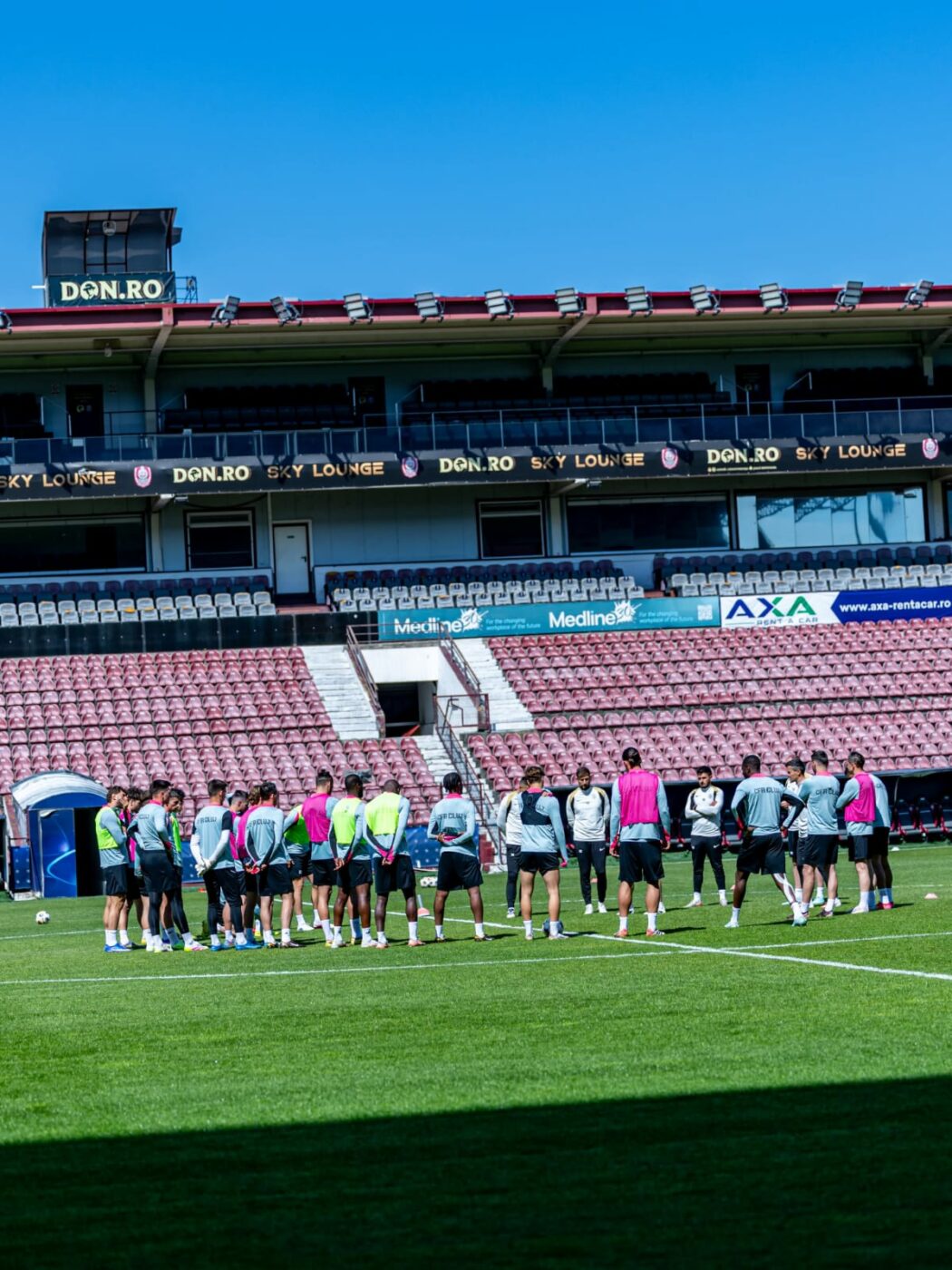 Răscoală la CFR Cluj: 10 fotbaliști și-au depus memorii pentru că nu și-au primit salariile! Scenariul apocaliptic ar fi ca ei să rămână liberi de contract