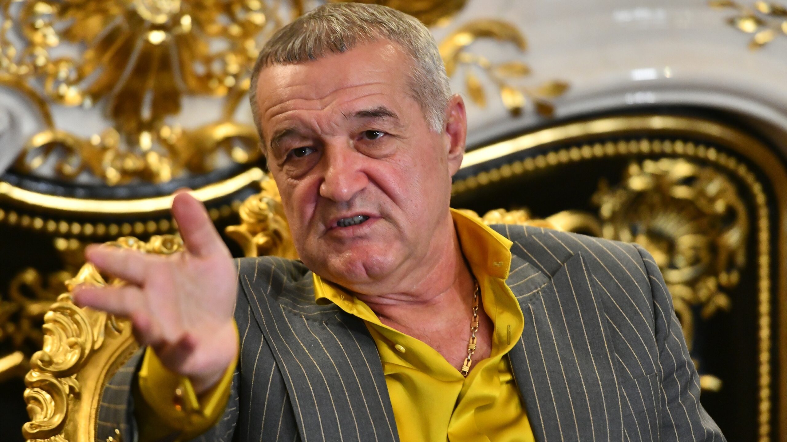 FCSB vrea atacanți de top: Drăguș și Bîrligea, în vizorul lui Becali
