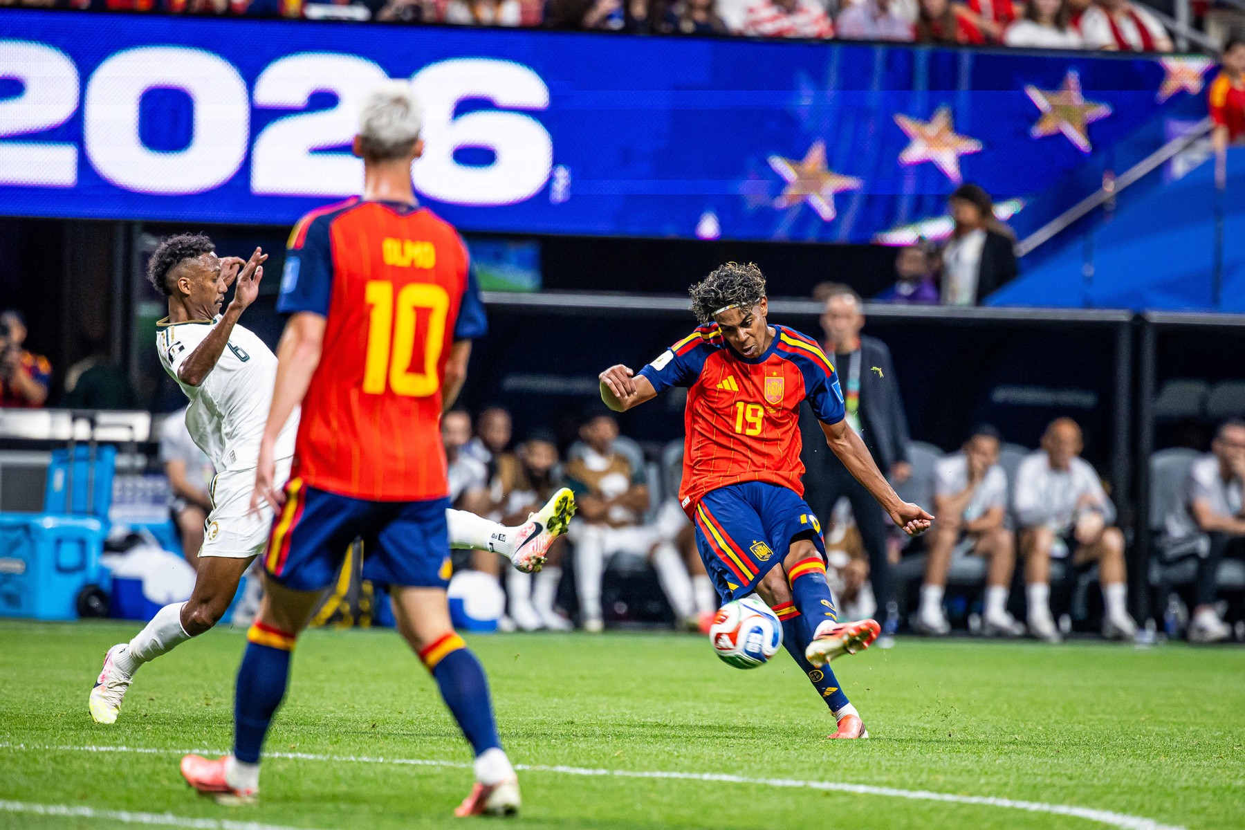 Performanțe istorice la CM 2026: Eloy Room și Lamine Yamal rescriu recordurile