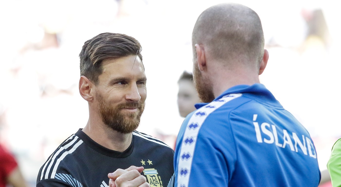 Leo Messi a rămas uimit când un adversar a venit la el și i-a spus cine e, de fapt, tatăl său: „Nu-mi aduc aminte, era mic”