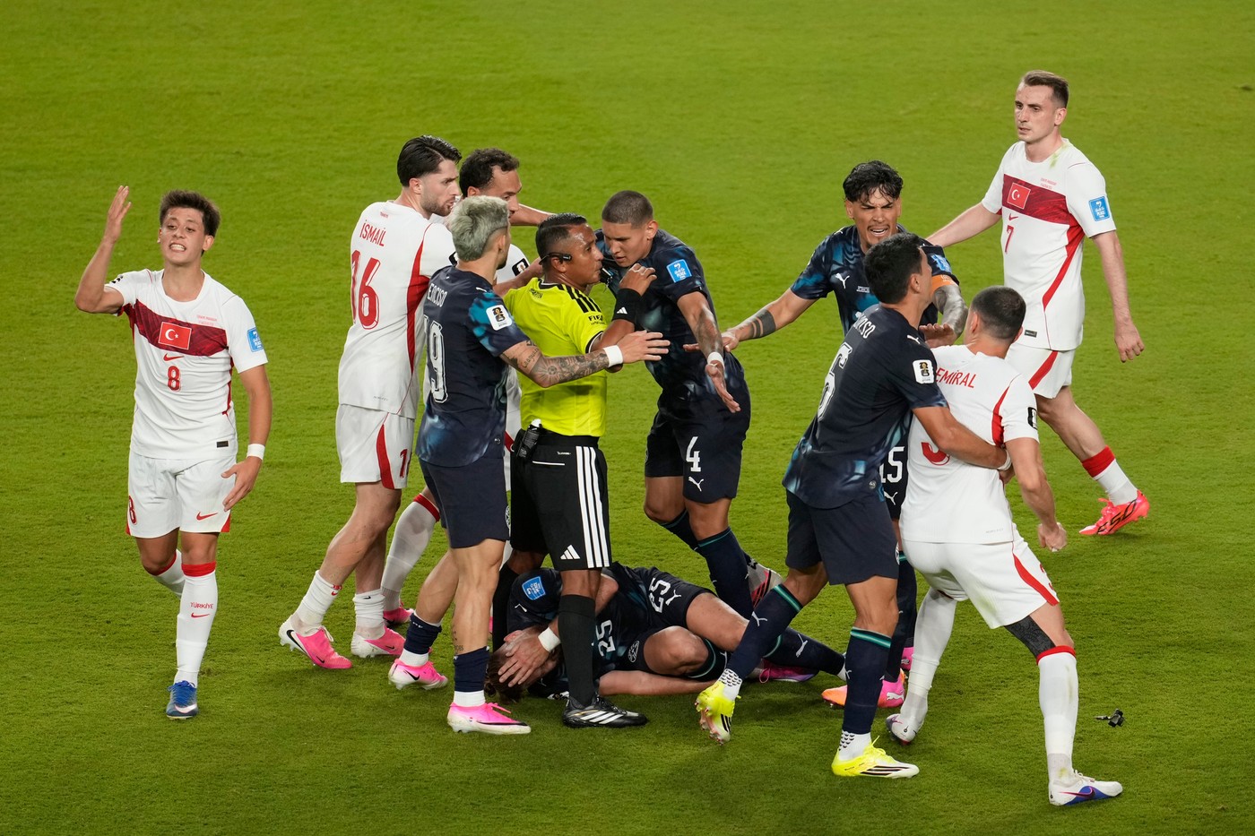 CM 2026 Turcia – Paraguay 0-1. Ne-au lăsat acasă, dar ce repede se întorc lângă noi! Arda Guler și Calhanoglu părăsesc Mondialul după un meci nebun