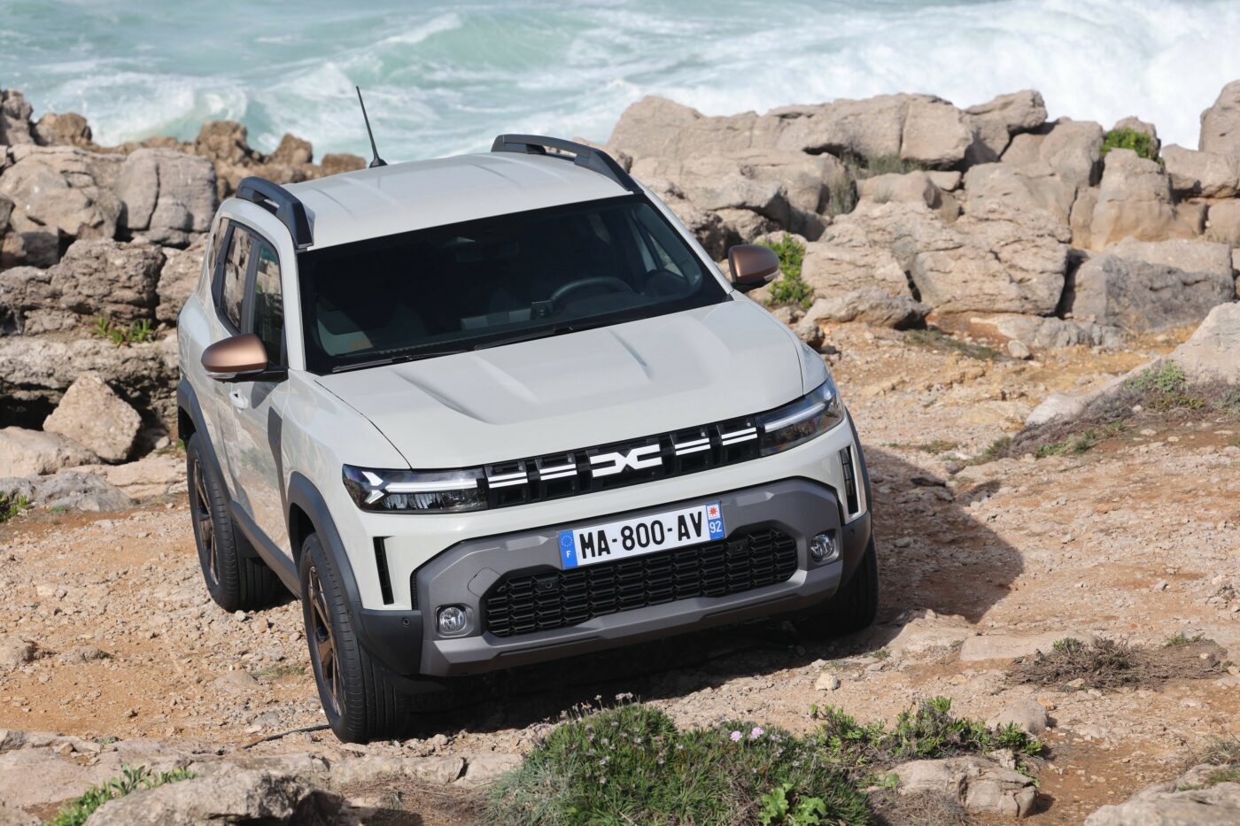 Spaniolii au mers cu Dacia Duster la un consum de 3,3 l/100 km! Cum a fost posibil acest lucru
