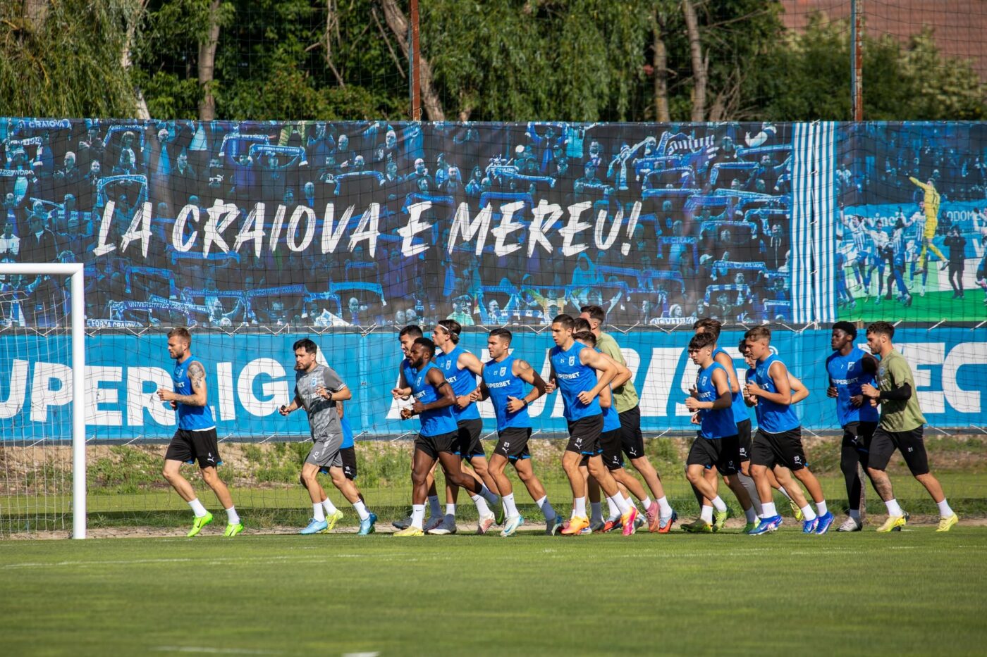 Universitatea Craiova şi-a stabilit trei amicale în stagiul din Austria. Unul depinde de tragerea la sorţi din Champions League