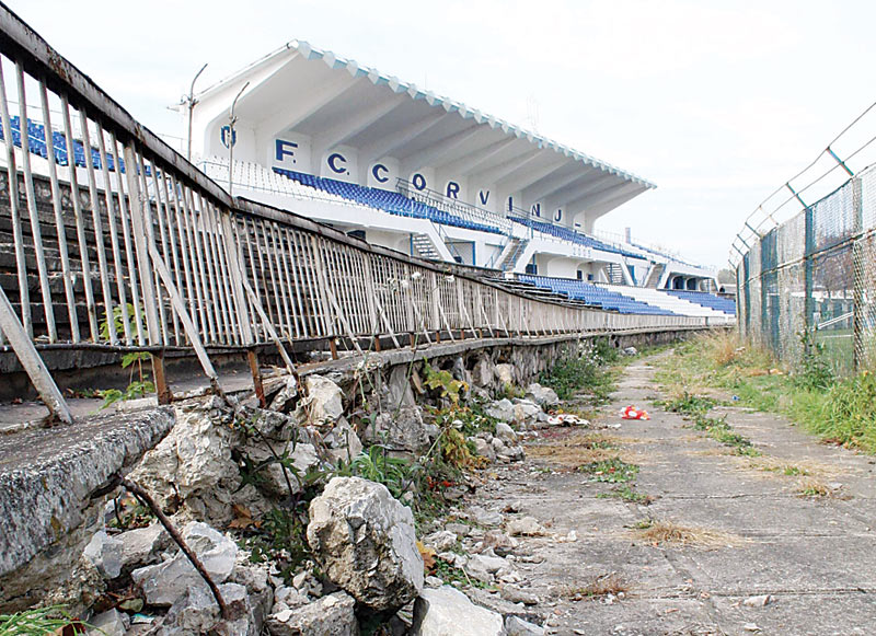 Echipa de fotbal din Hunedoara a primit dreptul de a folosi numele „Corvinul”! „Ne-am întors oficial acasă” | DOCUMENTE OFICIALE