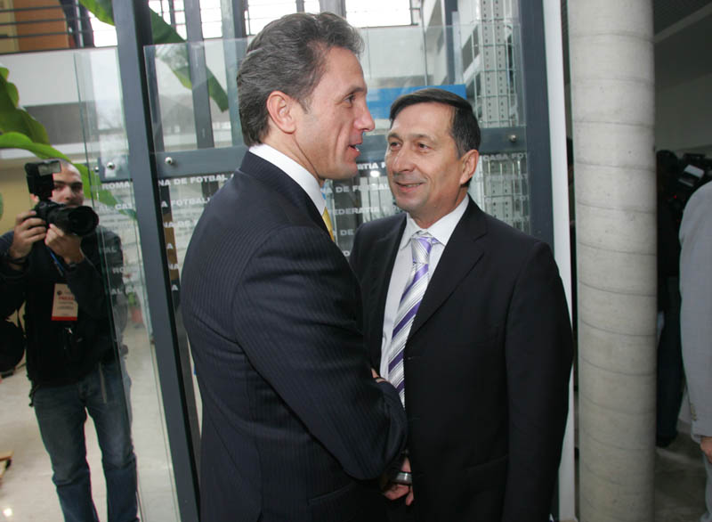 Dezvăluiri după un deceniu despre Gică Popescu și cum își sabota Ion Crăciunescu propriul antrenor. „Mi-a dat în cap. Ne spunea că suntem jenanți”| EXCLUSIV