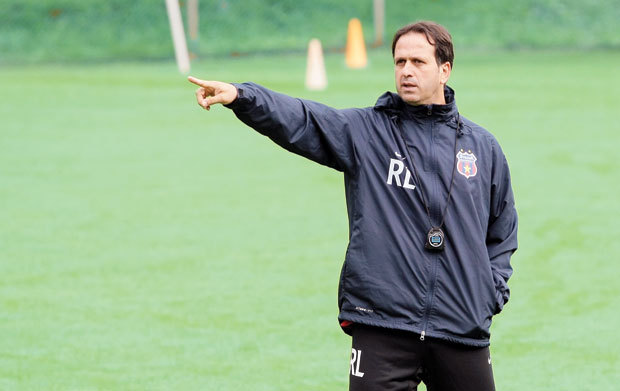 Ronny Levy, fostul antrenor de la Urziceni și Steaua, știe de unde vine cel mai mare pericol pentru ”tricolori” la partida cu Israelul: ”Toată lumea așteaptă de la el să facă diferența”. Ce meciuri din România i-au rămas pe suflet | EXCLUSIV