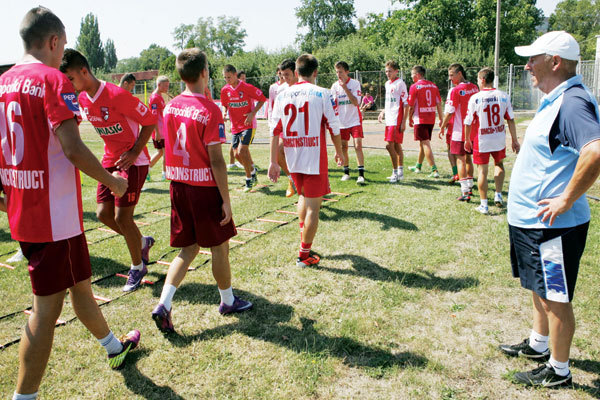 Reacția clubului Dinamo după plecarea unui nou jucător de perspectivă din curtea proprie. „N-a avut răbdare, avem acum doi portari mai buni. N-a fost pierdut” | EXCLUSIV