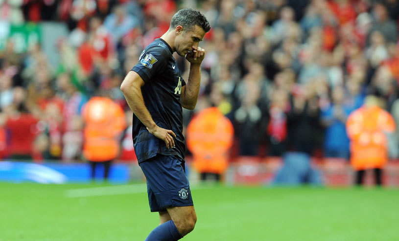 Tragedie în fotbalul mondial, chiar înainte de Revelion! Cunoscutul fotbalist a murit la doar 43 de ani din cauza cancerului: Robin van Persie i-a adus un ultim omagiu fostului său coleg!
