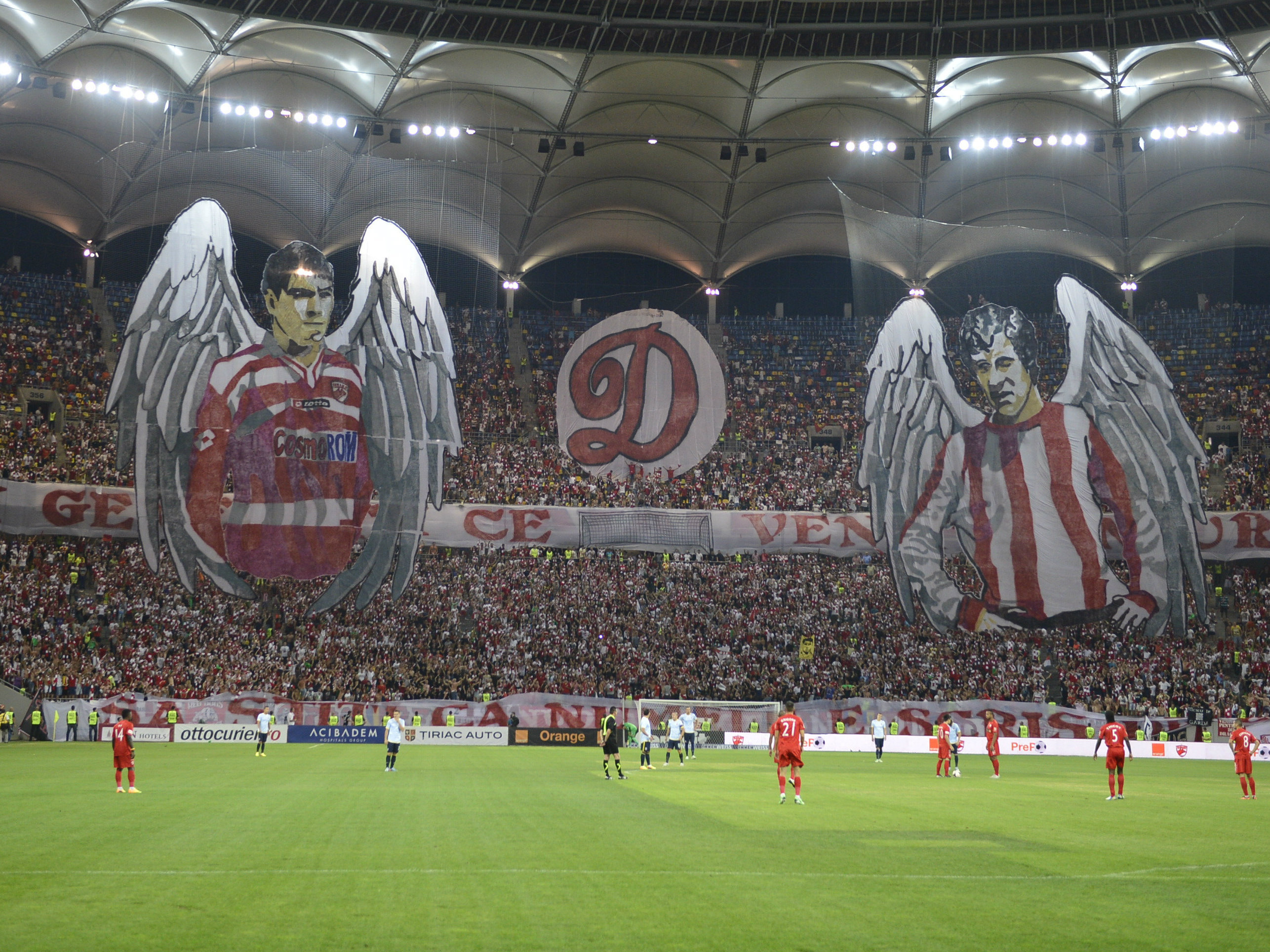 Fanii dinamoviști organizează deplasare la super meciul cu Dinamo Kiev! Suporterii au șansa să ia masa cu Mircea Lucescu. Câți fani vor vedea meciul pe stadion
