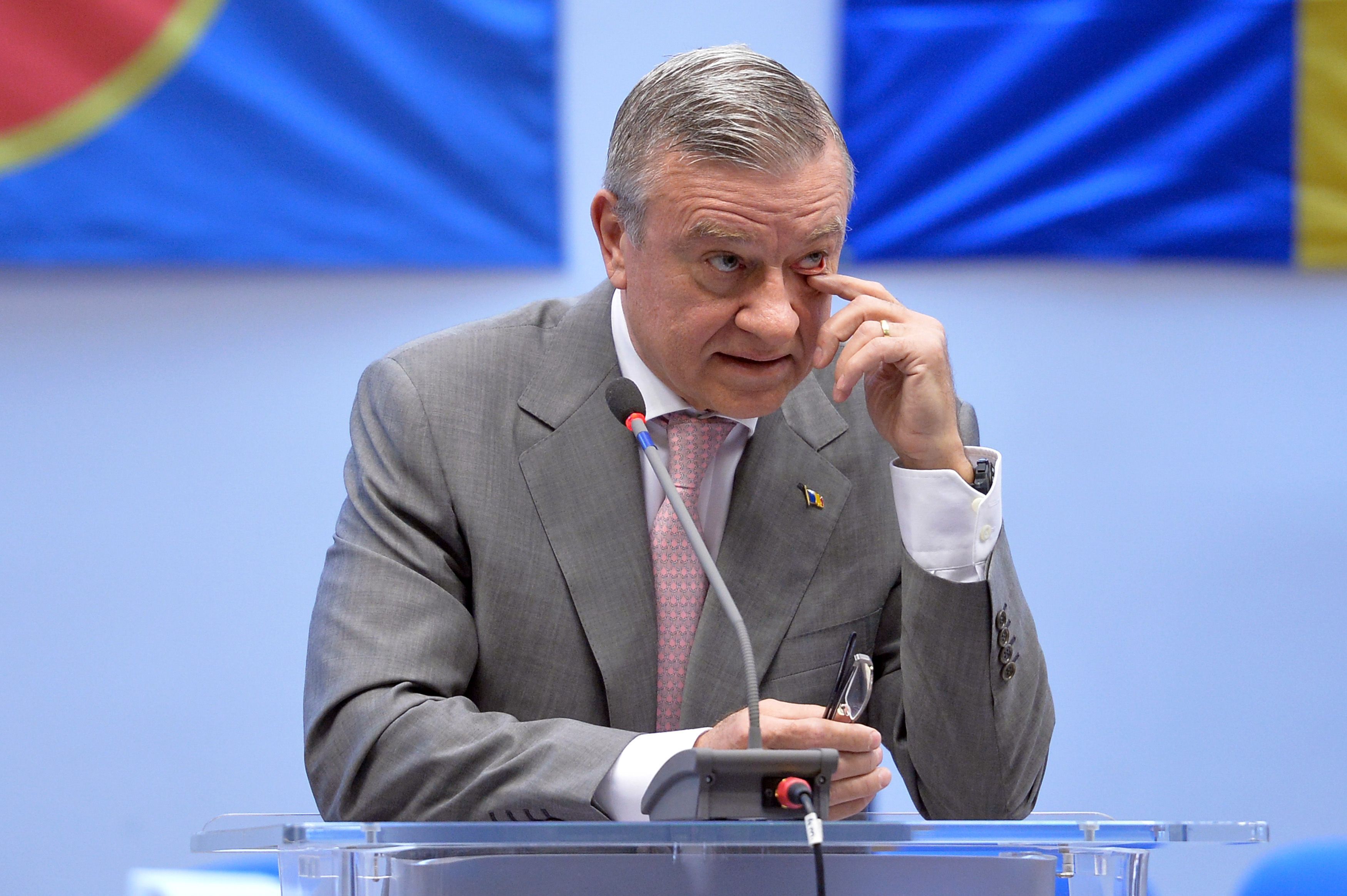 Prima reacție a lui Mircea Sandu după dubla României cu Israel și Kosovo: „Asta este tot ce contează!” Ce mai face fostul președinte al FRF | EXCLUSIV