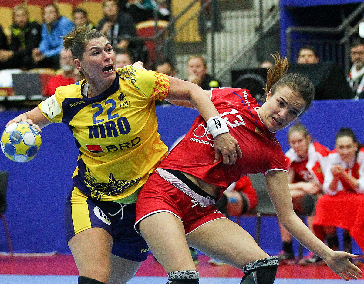Rapid a anunțat alte două transferuri de 5 stele! Oana Manea își face o revenire spectaculoasă în handbal