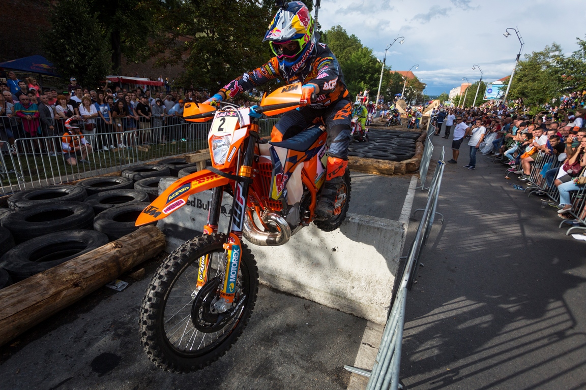 Alfredo Gomez sa impus în Prologul Red Bull Romaniacs. Ziua de debut a