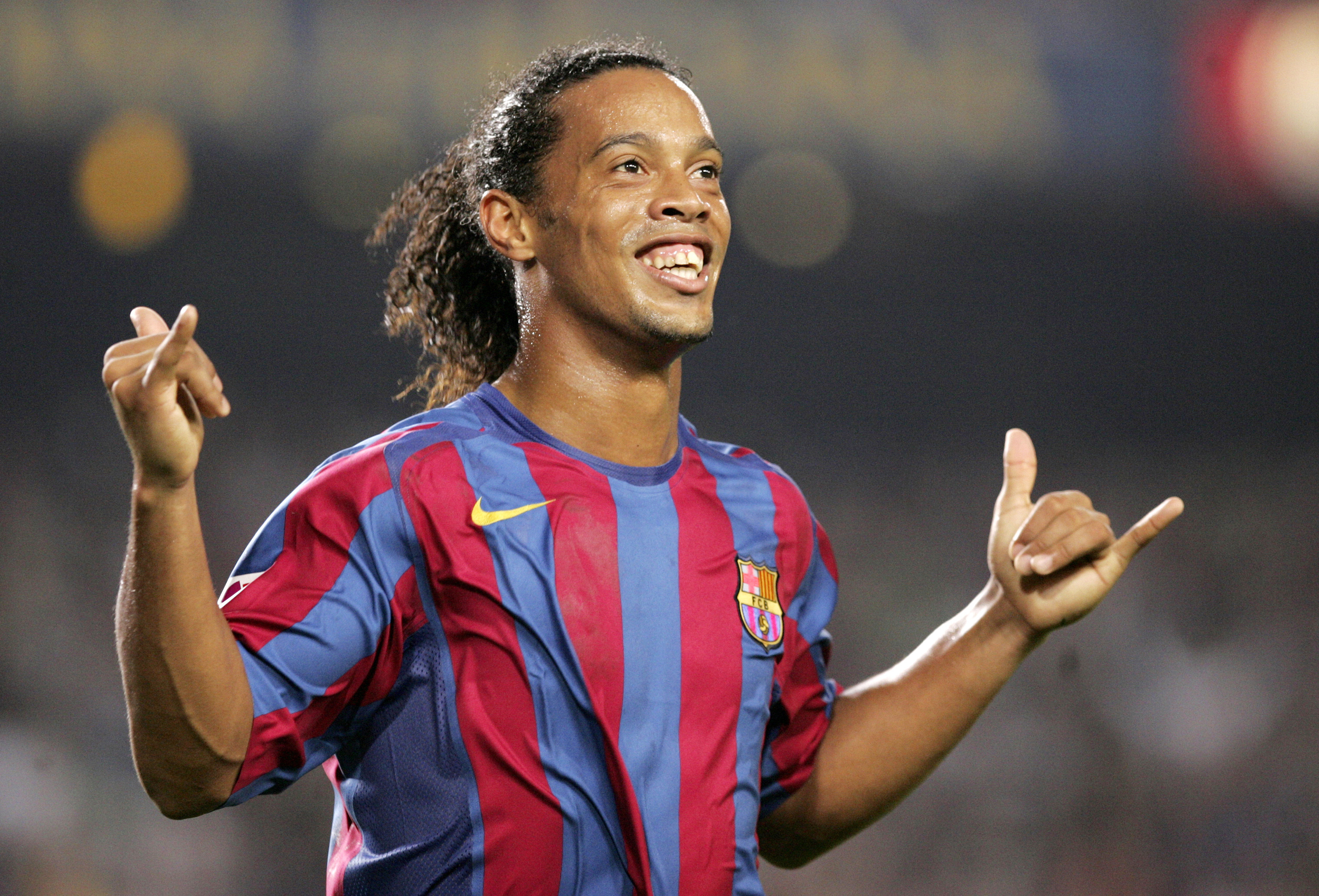 Transfer bombă: fiul legendei blaugrana Ronaldinho este la un pas să semneze cu FC Barcelona!