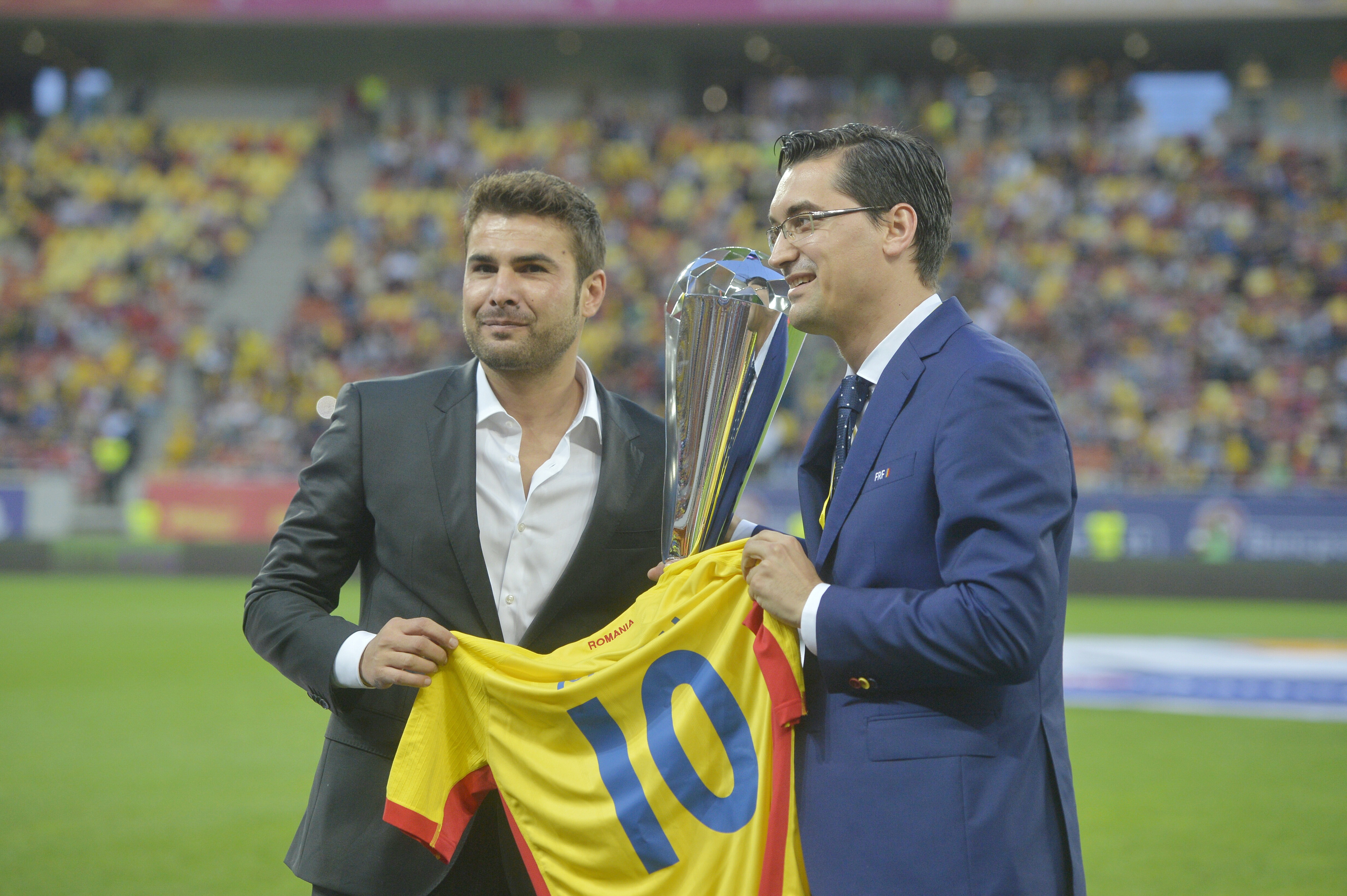 „Mă bucur că vom continua colaborarea cu Adrian Mutu!”. Răzvan Burleanu, despre fostul selecționer al naționalei U21